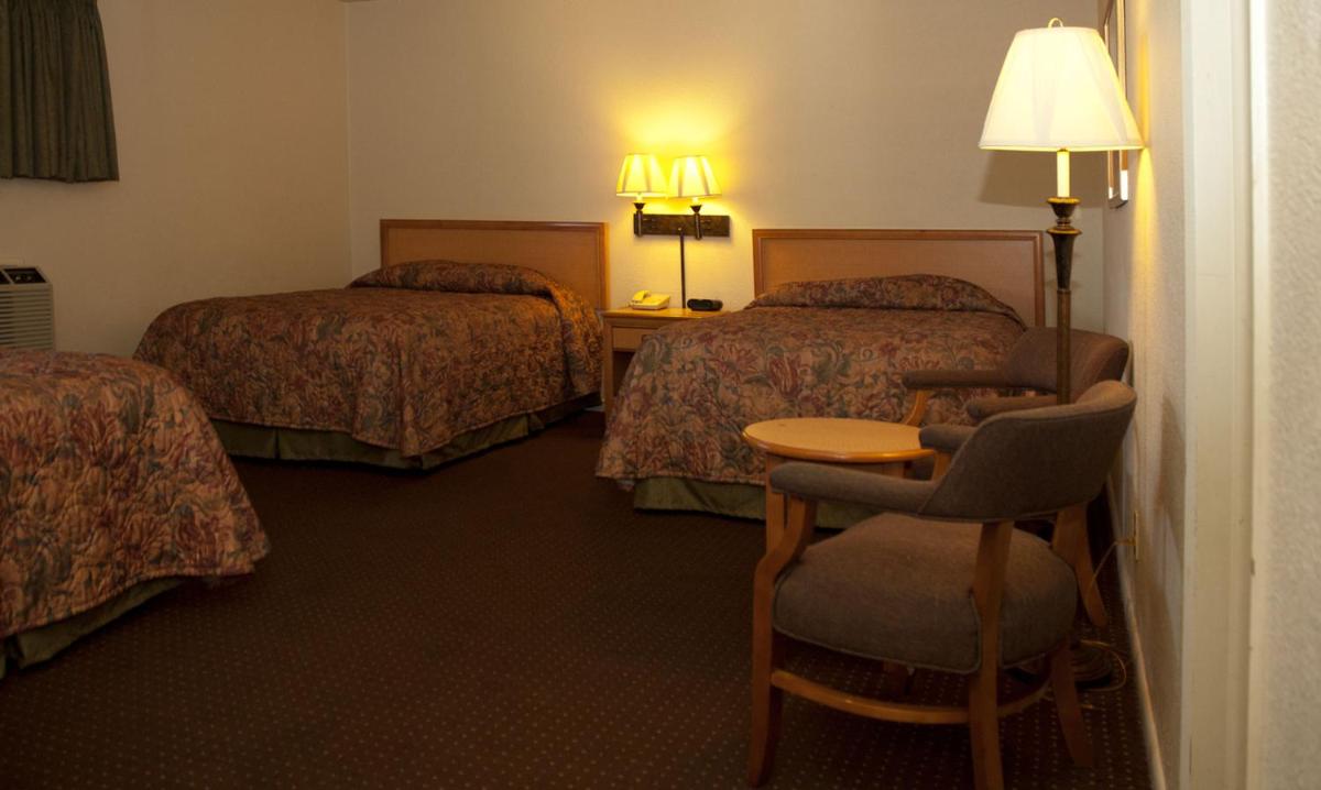 Travelers Budget Inn - Housity