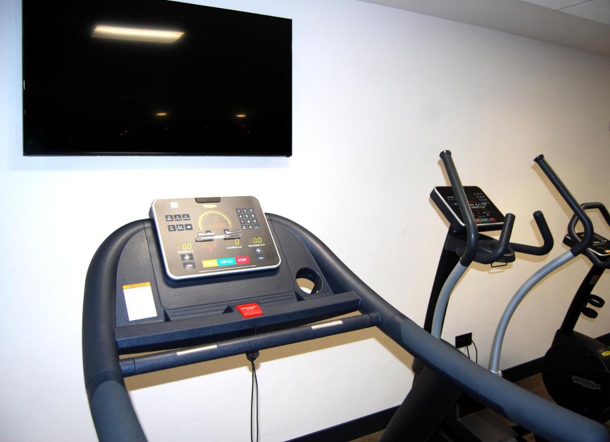 Gimnasio o instalaciones de fitness de Hotel Mercure Jardines de Albia