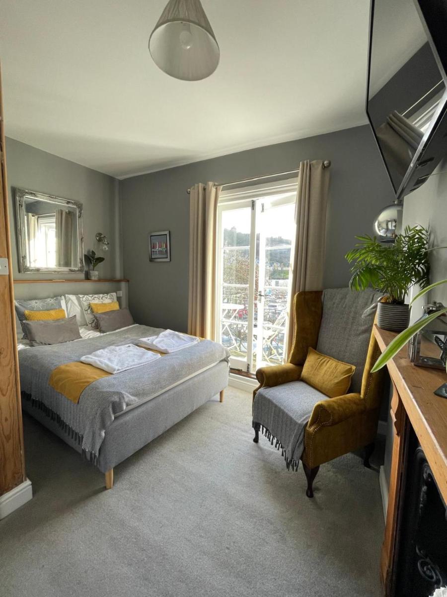 Millpool House - Housity