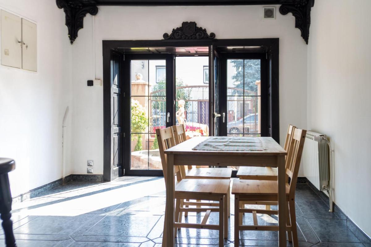 Magic Garden Hostel - Housity