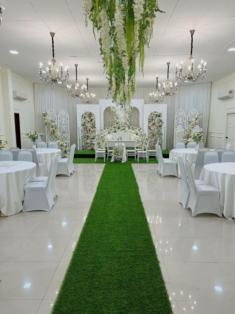 Kanza Beach Inn - Housity
