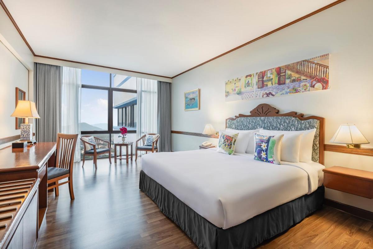 Royal Phuket City Hotel - SHA Extra Plus - Housity
