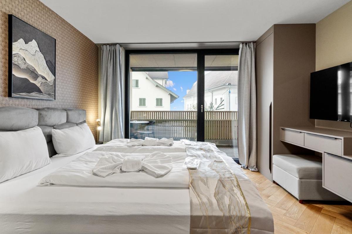 BERG & BERG HOTEL - Kerns Self-Check-in - Housity