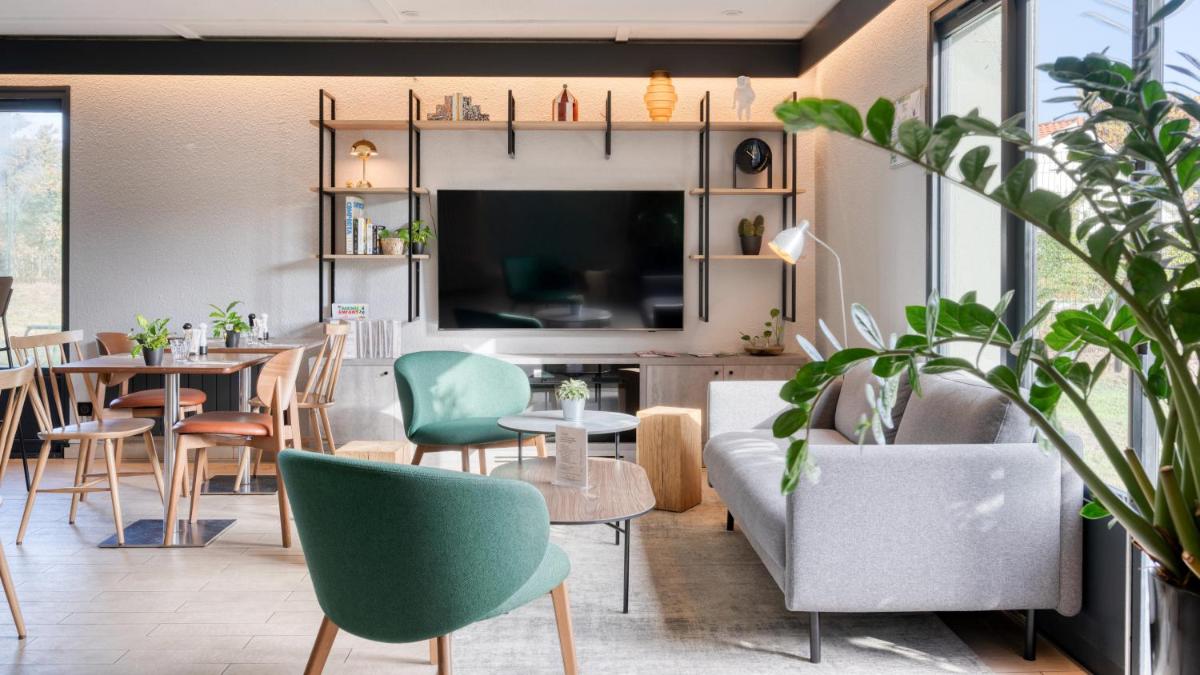 Campanile NATURE - Paris Ouest Gennevilliers Port - Housity