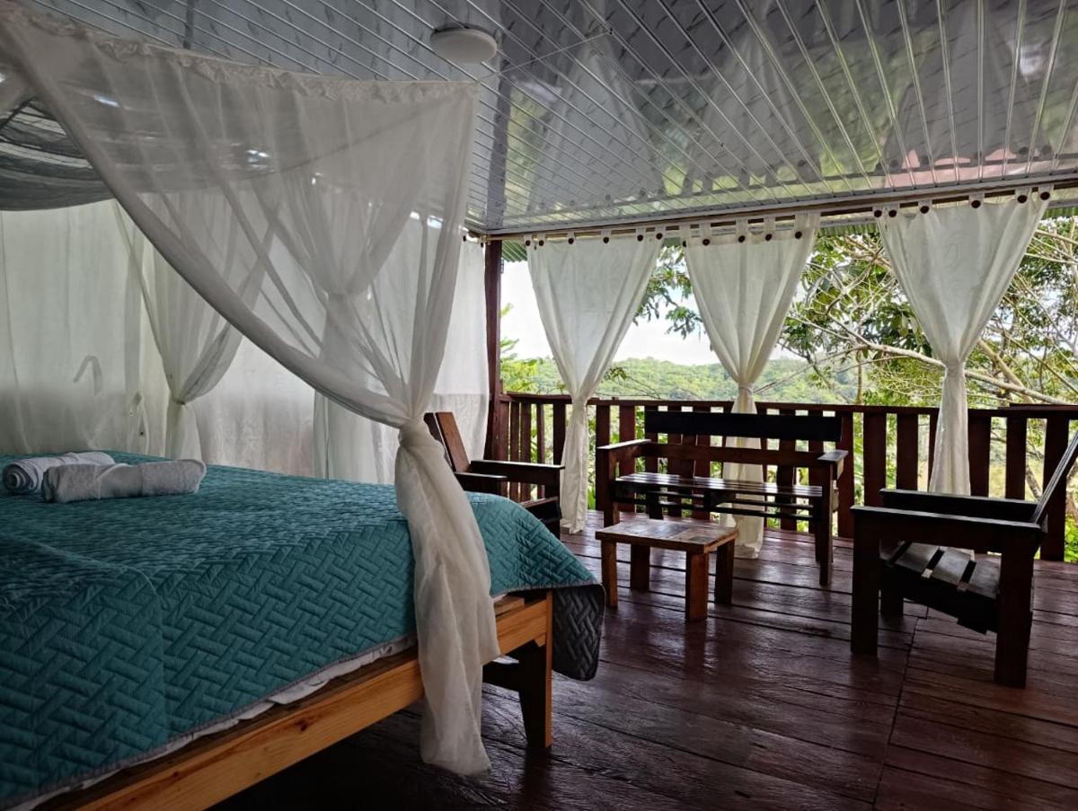 Donde se Oculta el Sol - Housity