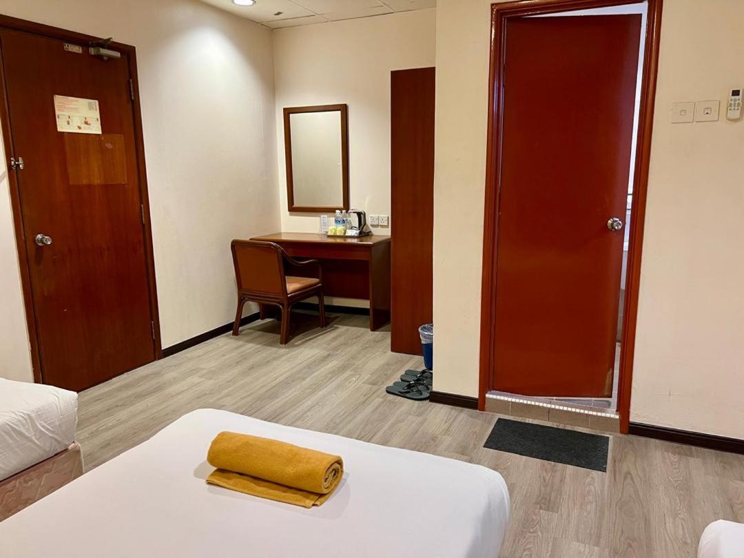 Northern Lodge Hotel - Housity