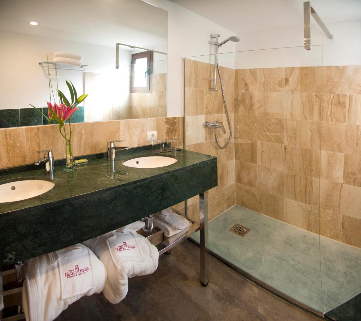 Un baño de Gran Hotel Soller