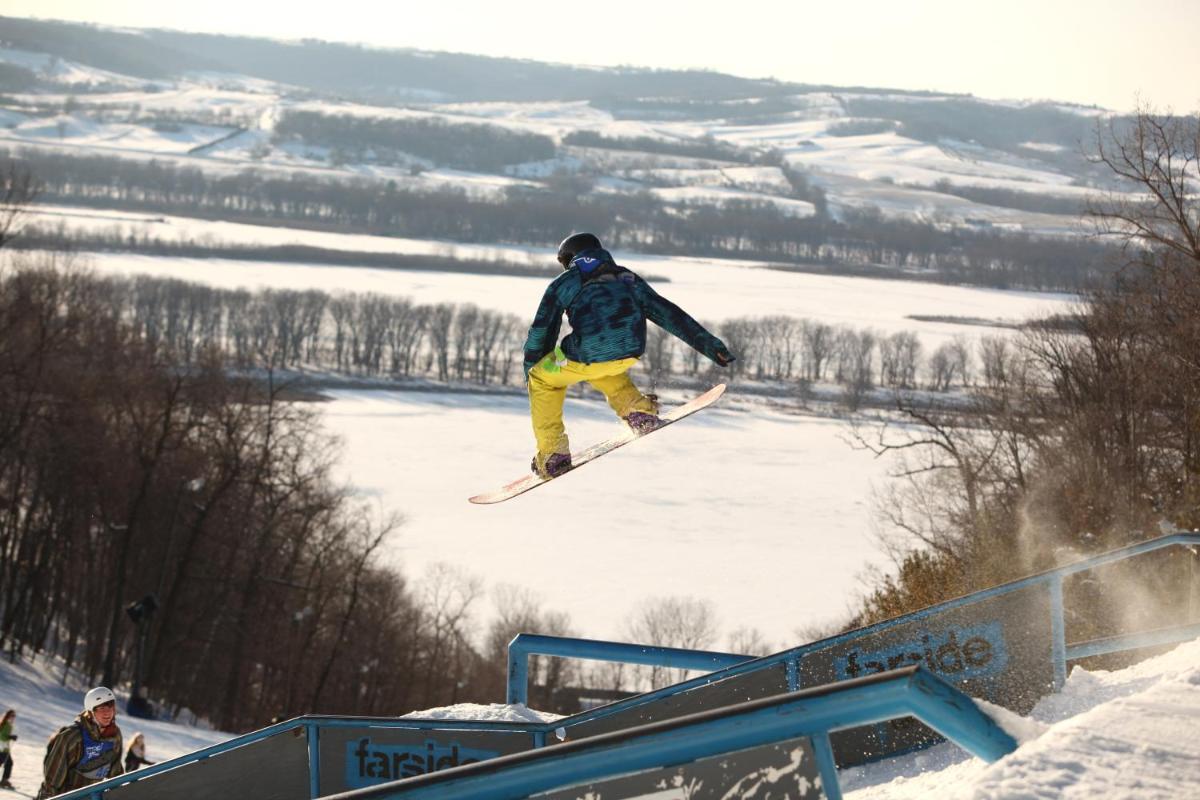 Chestnut Mountain Resort - Housity