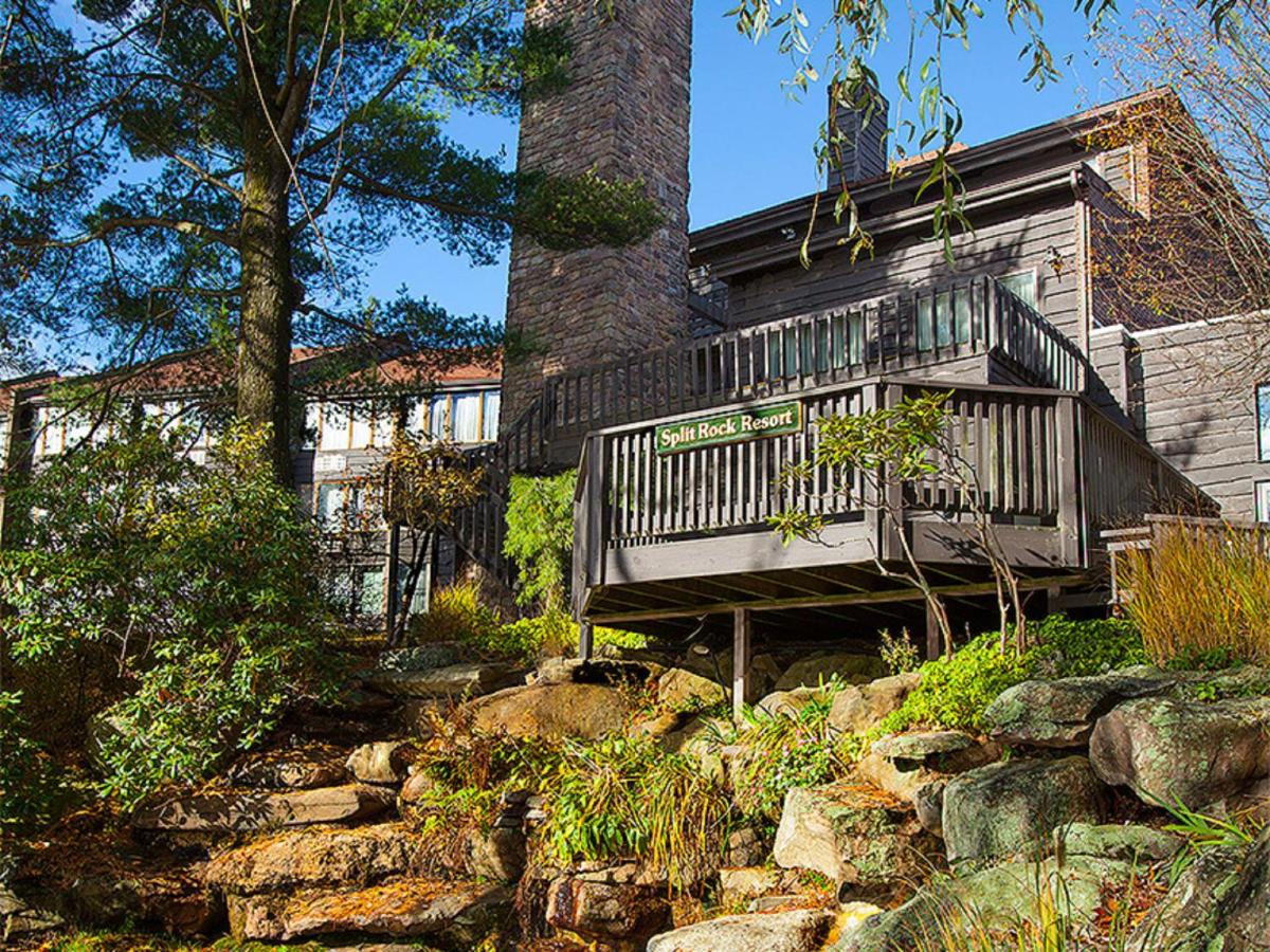 Split Rock Resort - Housity