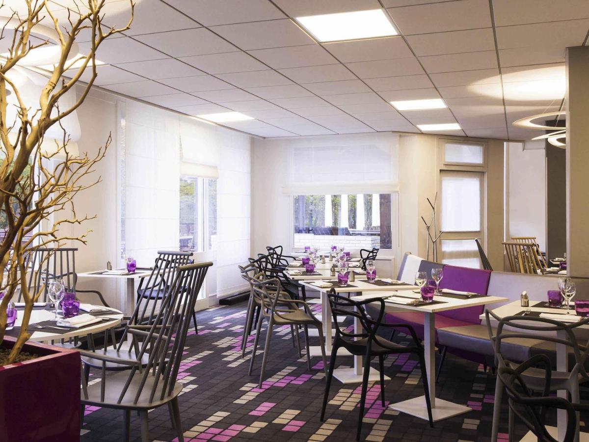 Restaurant ou autre lieu de restauration dans l'établissement Novotel Fontainebleau Ury