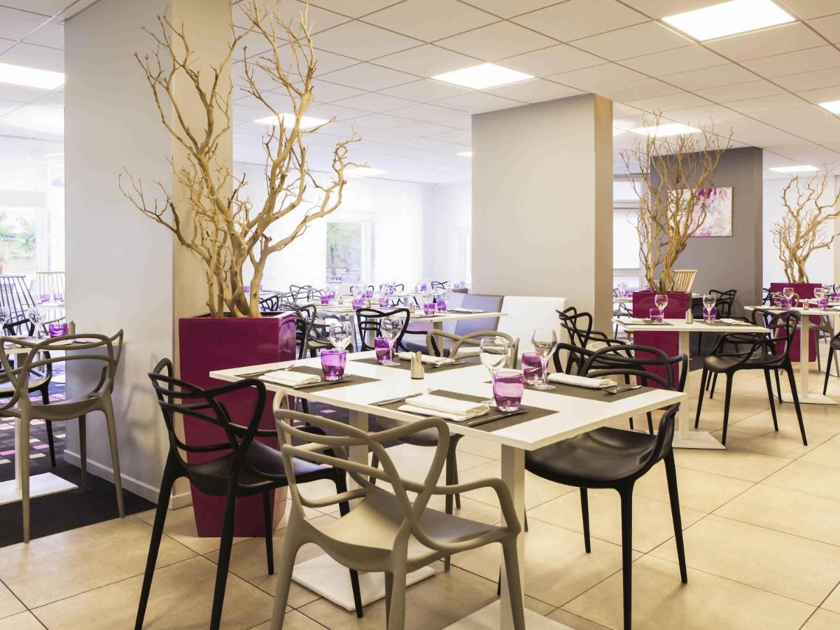 Restaurant ou autre lieu de restauration dans l'établissement Novotel Fontainebleau Ury