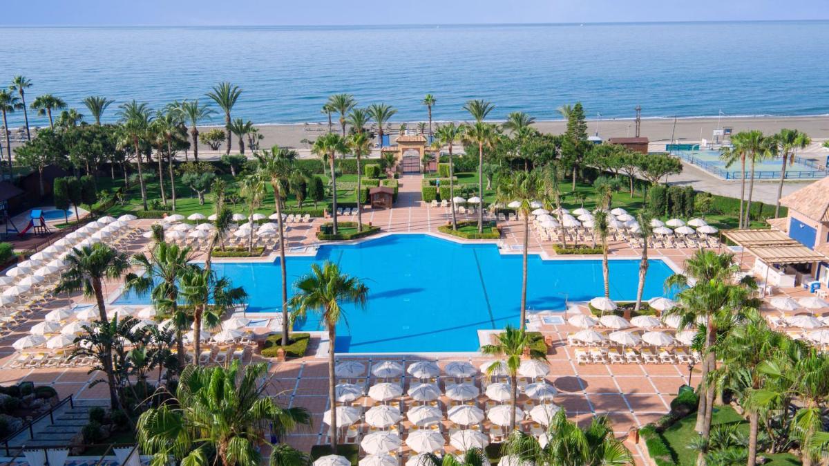 Piscina en o cerca de Iberostar Waves Málaga Playa