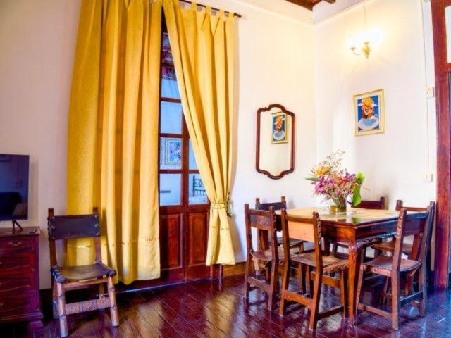 Casa Verde de Guía - Housity