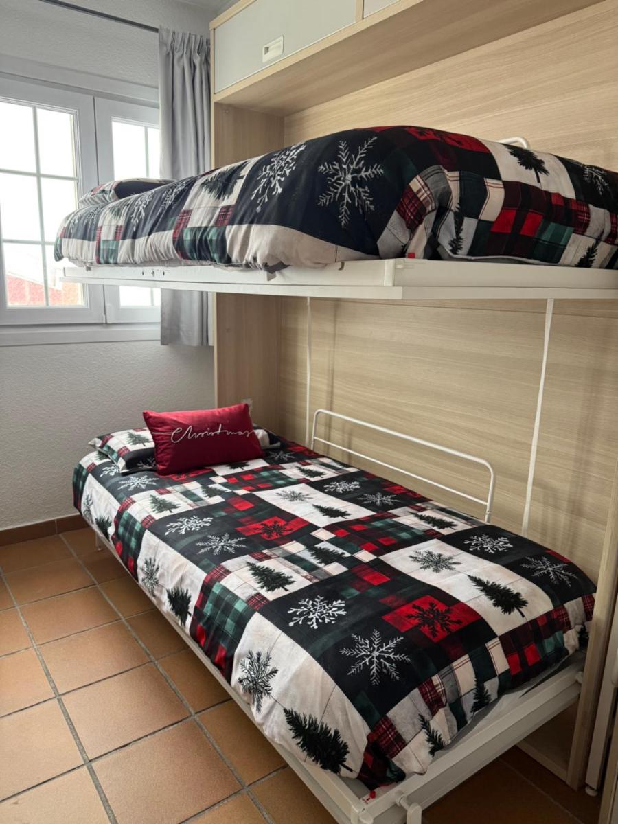 NUEVO APARTAMENTO en Sierra Nevada CON GARAJE e IMPRESIONANTES VISTAS - Housity