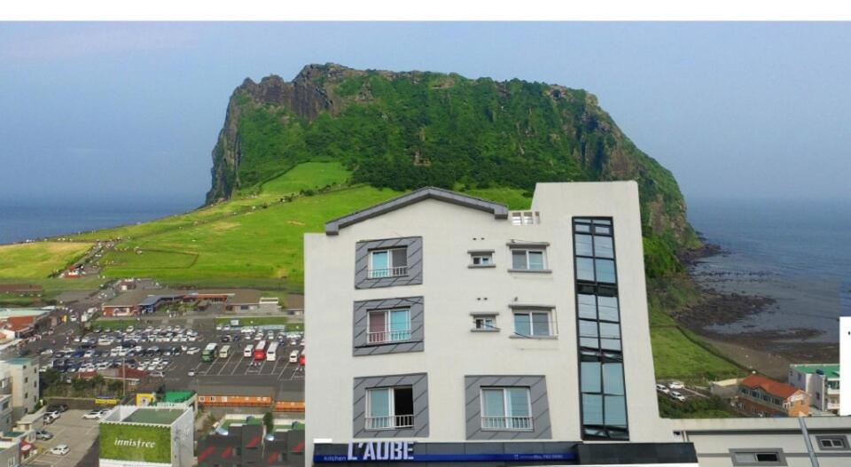 Seongsanpo love Pension - Housity