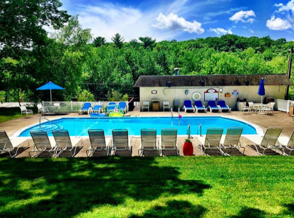 Cove Haven Resort - Housity