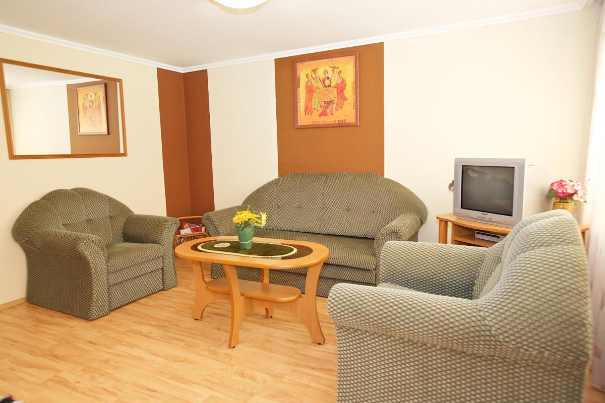 Suitetrails - Zoli Apartmanok-Bródy 51-53