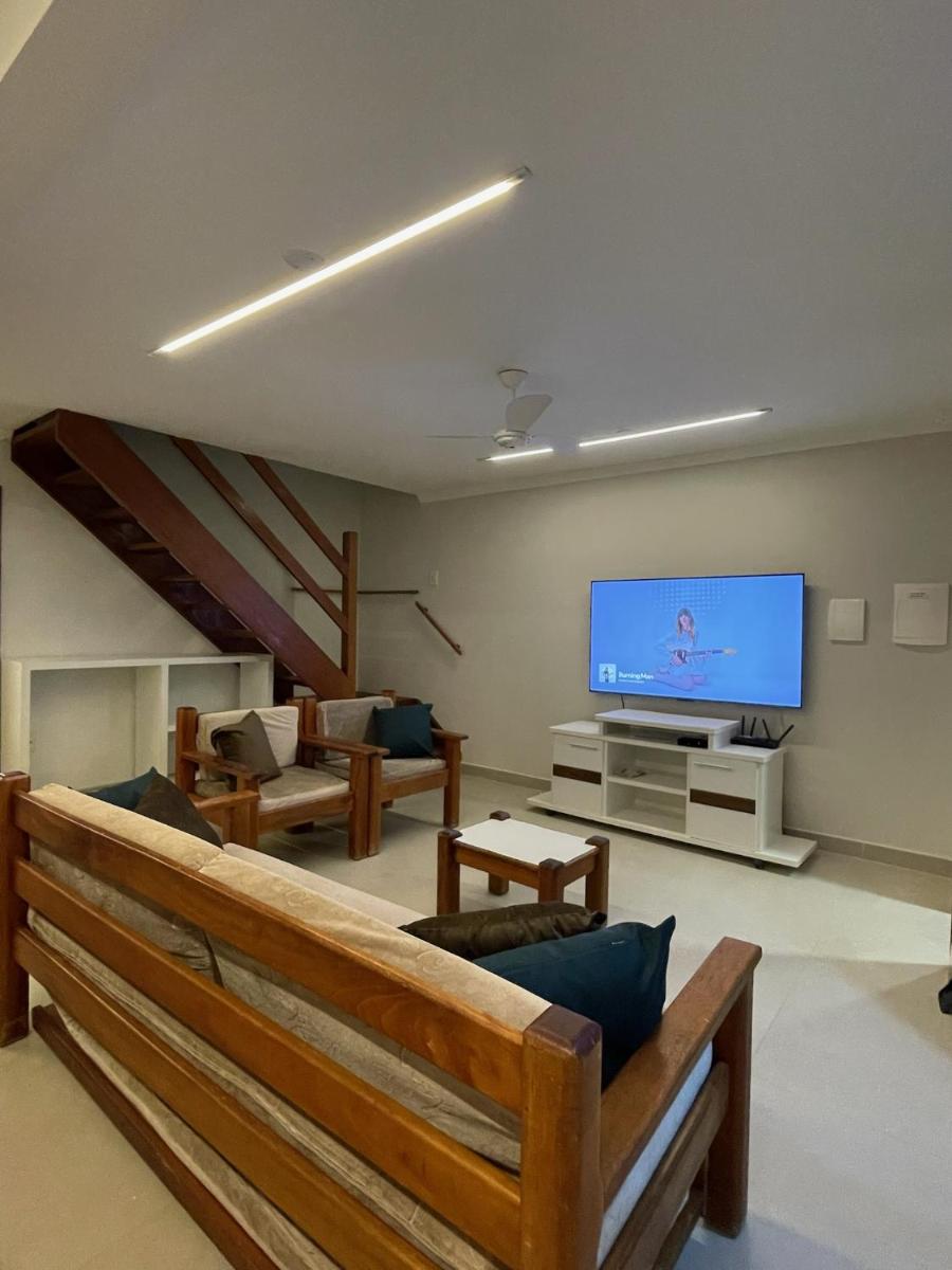 Casa Apart Hotel Mobiliada com 3 suítes Porto Seguro BA - Housity
