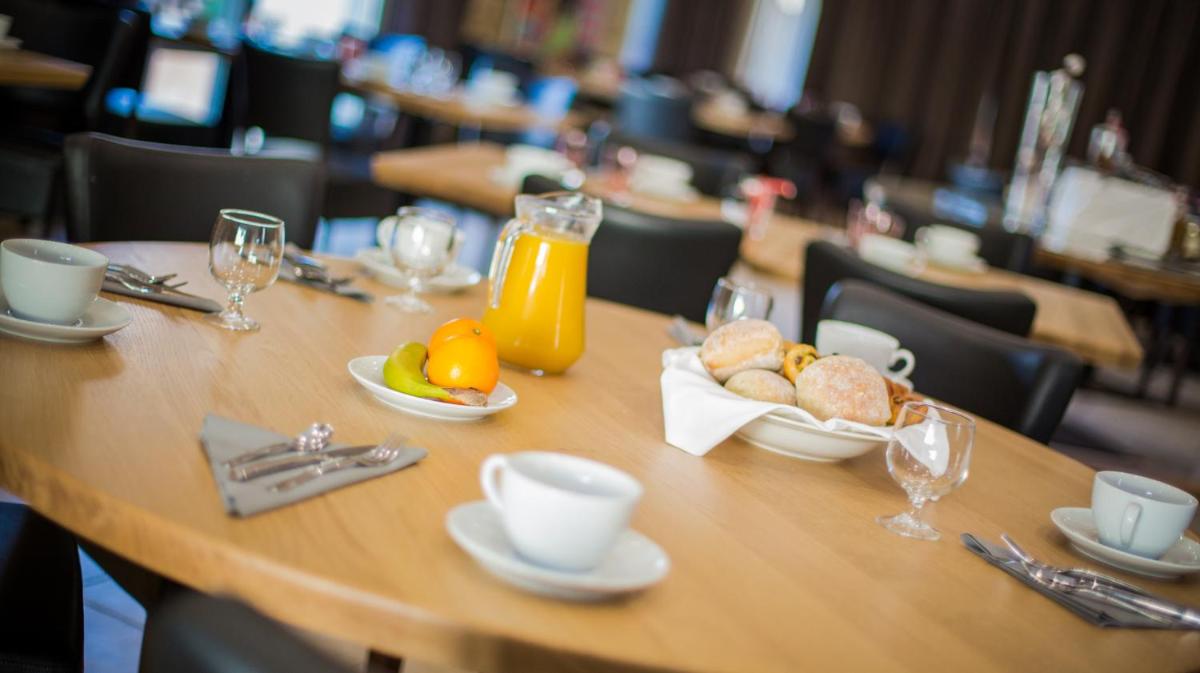 Restaurant ou autre lieu de restauration dans l'établissement Château L'Hospitalet Wine Resort Beach & Spa