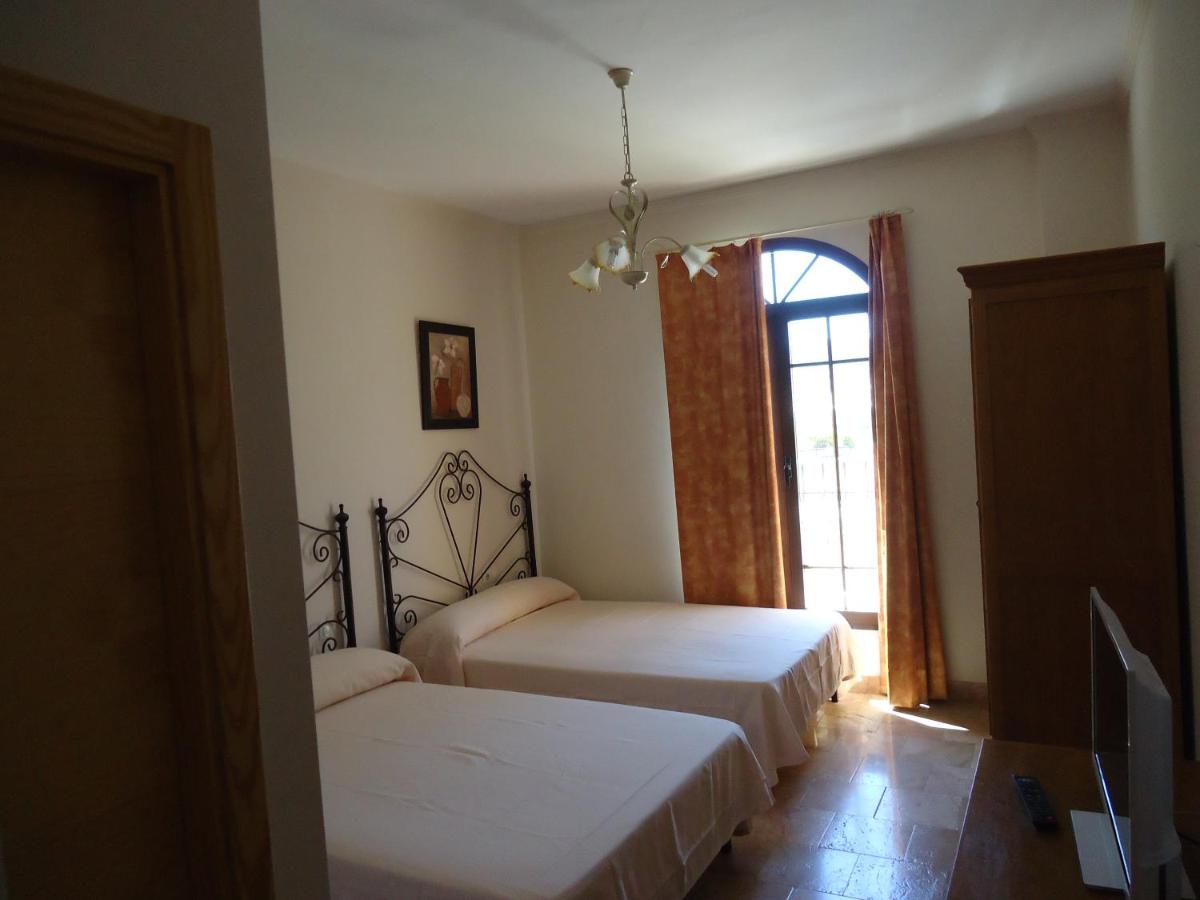 Hotel Antequera Rural Fortes La Nuit - Housity