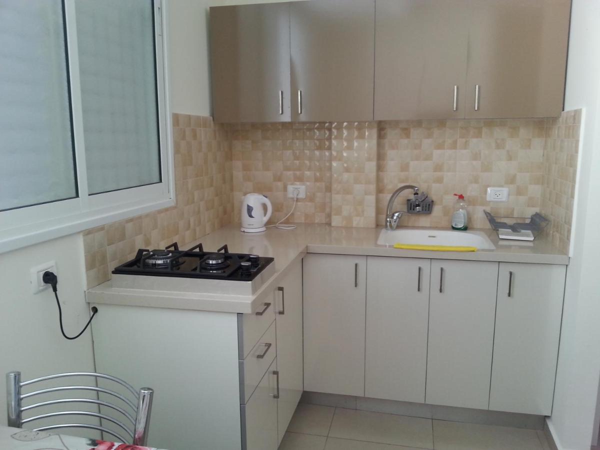 Apartments Petah Tiqwa - Bar Kochva Street - Housity