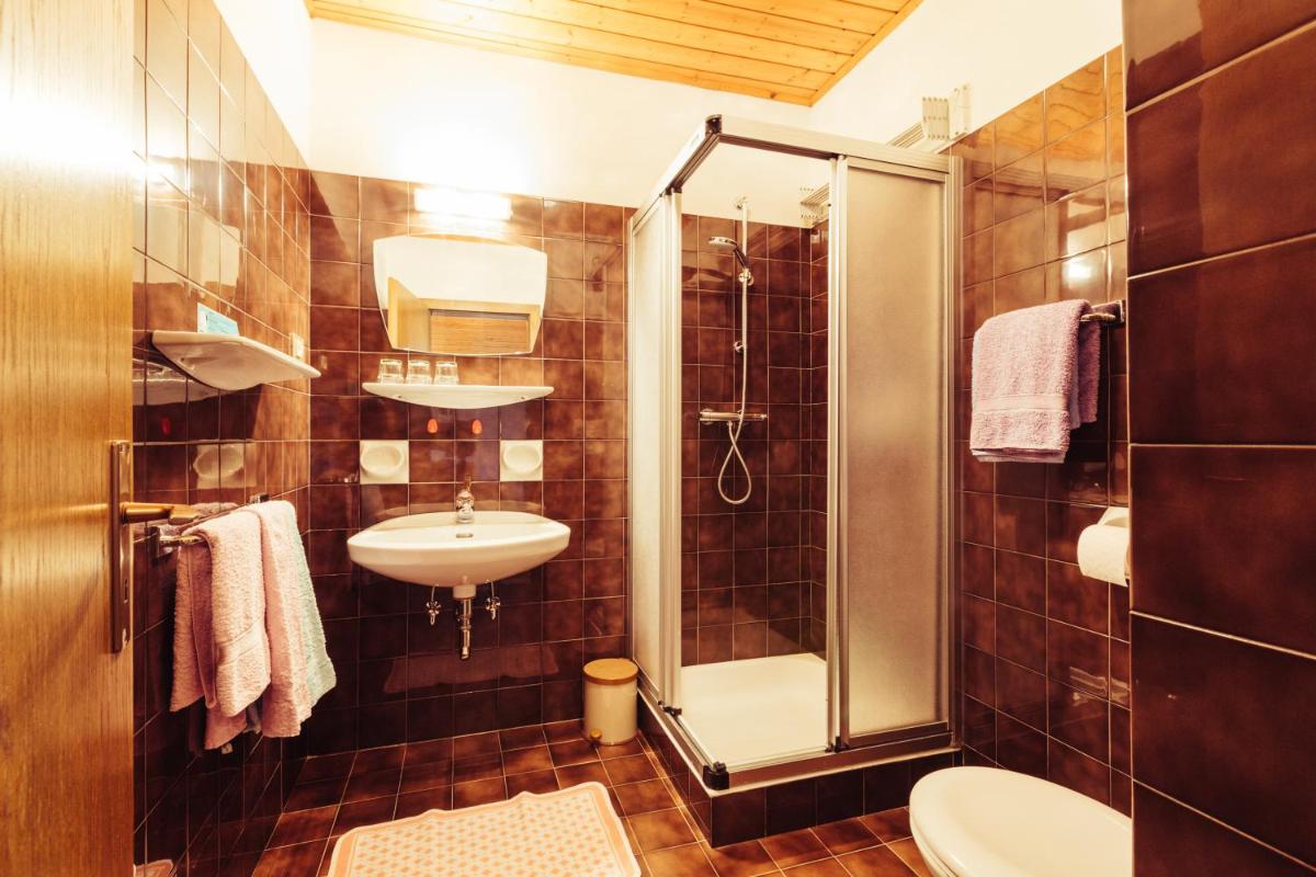 Pension Stern - Housity