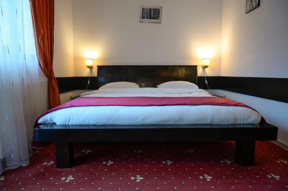Casa Frent - Housity