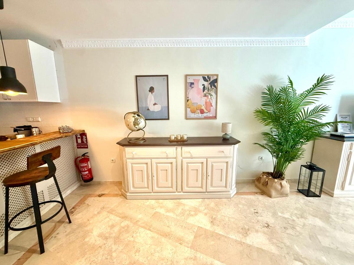 Golden Mile Duplex Marbella - Hizvo