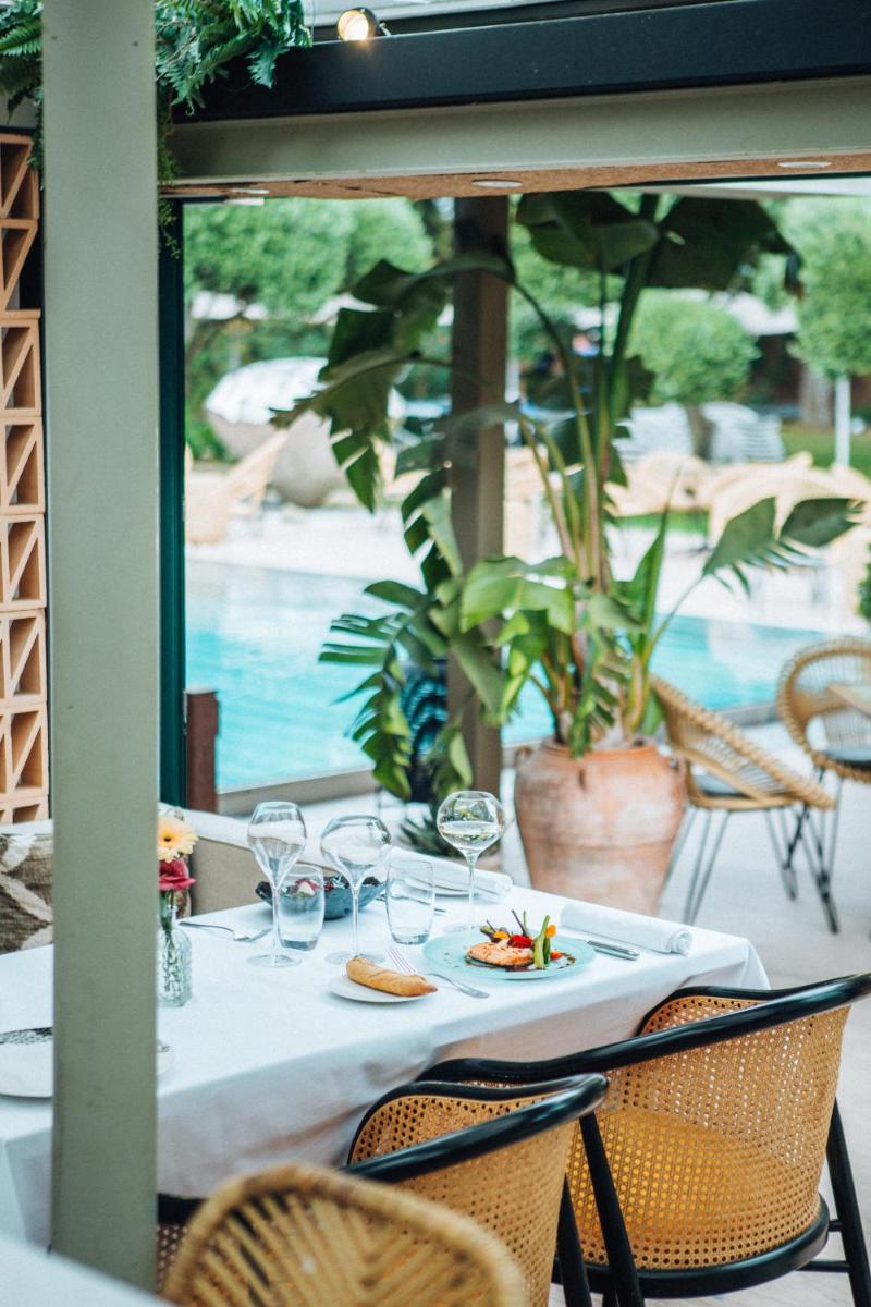 Piscine de l'établissement Villa Duflot Hôtel & Spa Perpignan ou située à proximité