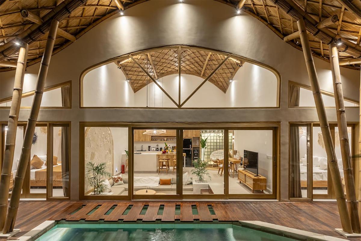 Villa Mahanga by Optimum Bali Villas - Housity