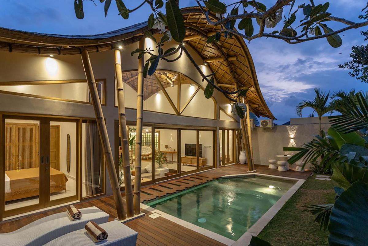 Villa Mahanga by Optimum Bali Villas - Housity