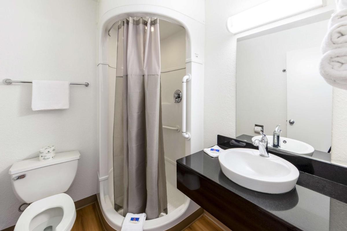 Motel 6-Klamath Falls, OR - Hizvo