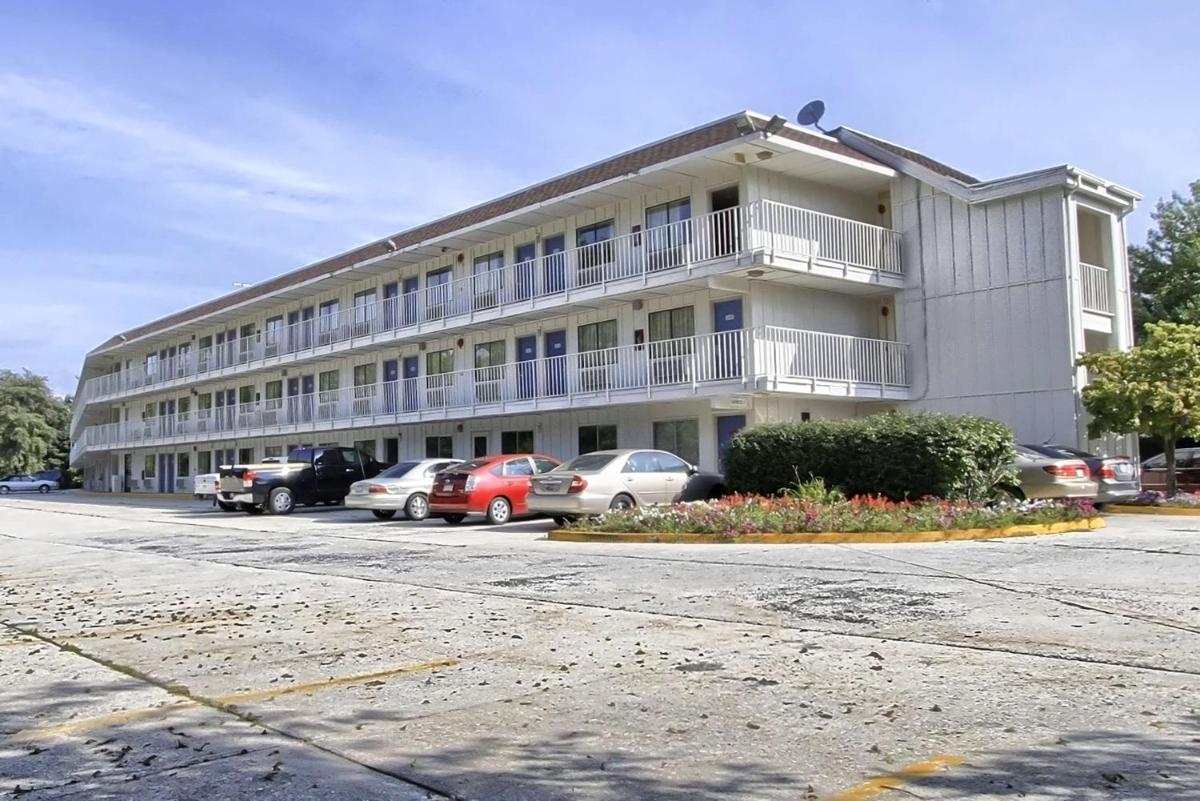 Motel 6-New Cumberland, PA - Harrisburg - Hershey South - Housity