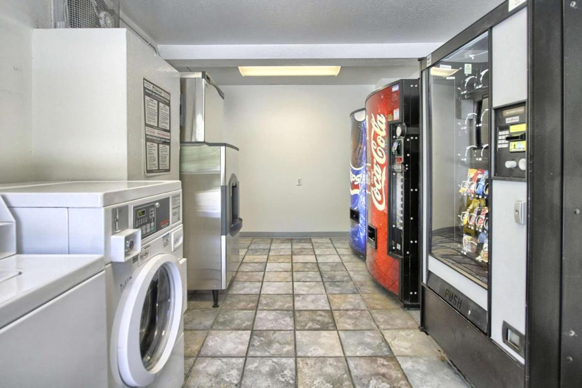 Motel 6-New Cumberland, PA - Harrisburg - Hershey South - Housity