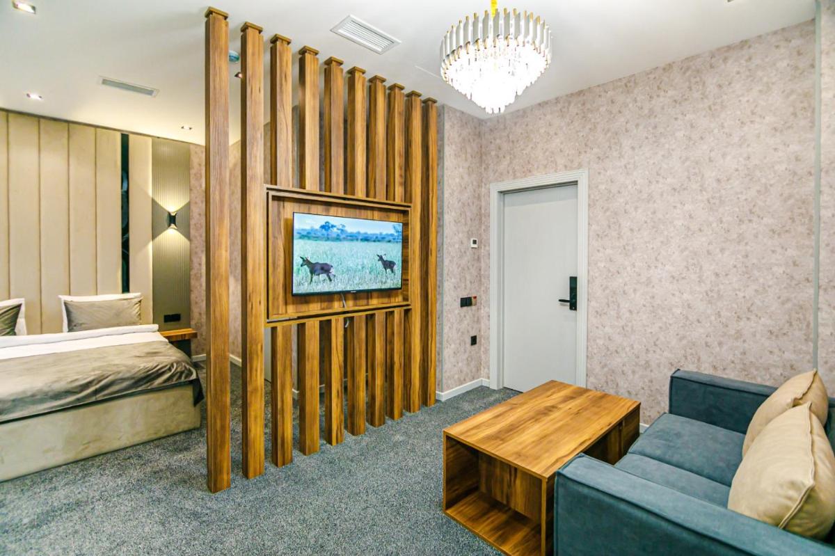 GREEN PARK HOTEl - Housity