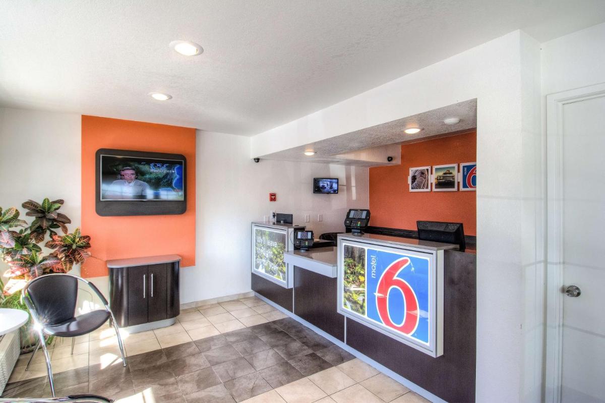 Motel 6-Redding, CA - South - Housity
