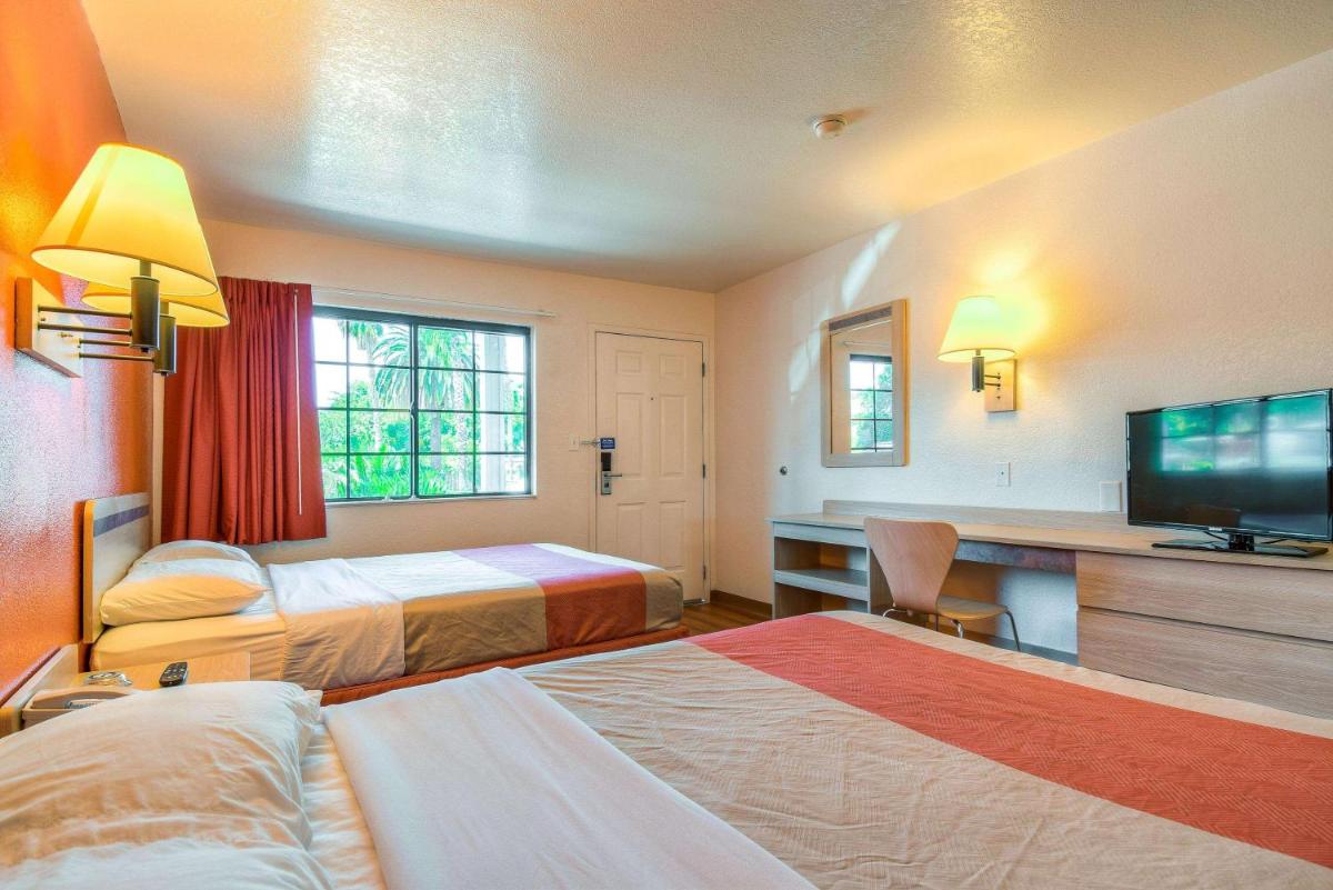 Motel 6-Pomona, CA - Los Angeles - Housity