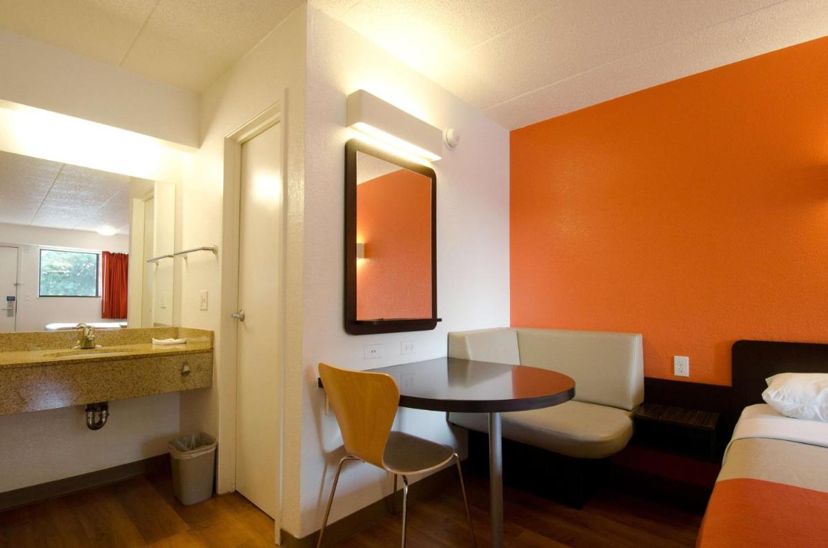 Motel 6-Gaithersburg, DC - Washington - Housity