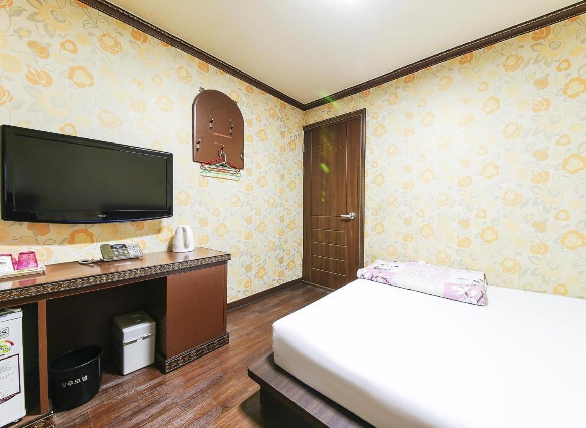 Sangmu Motel Gwangju - Housity