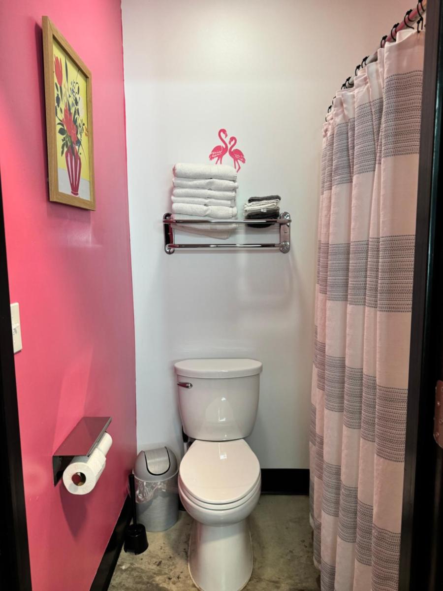 Yacht One Family Suite Near Hidden Valley Ski - Housity