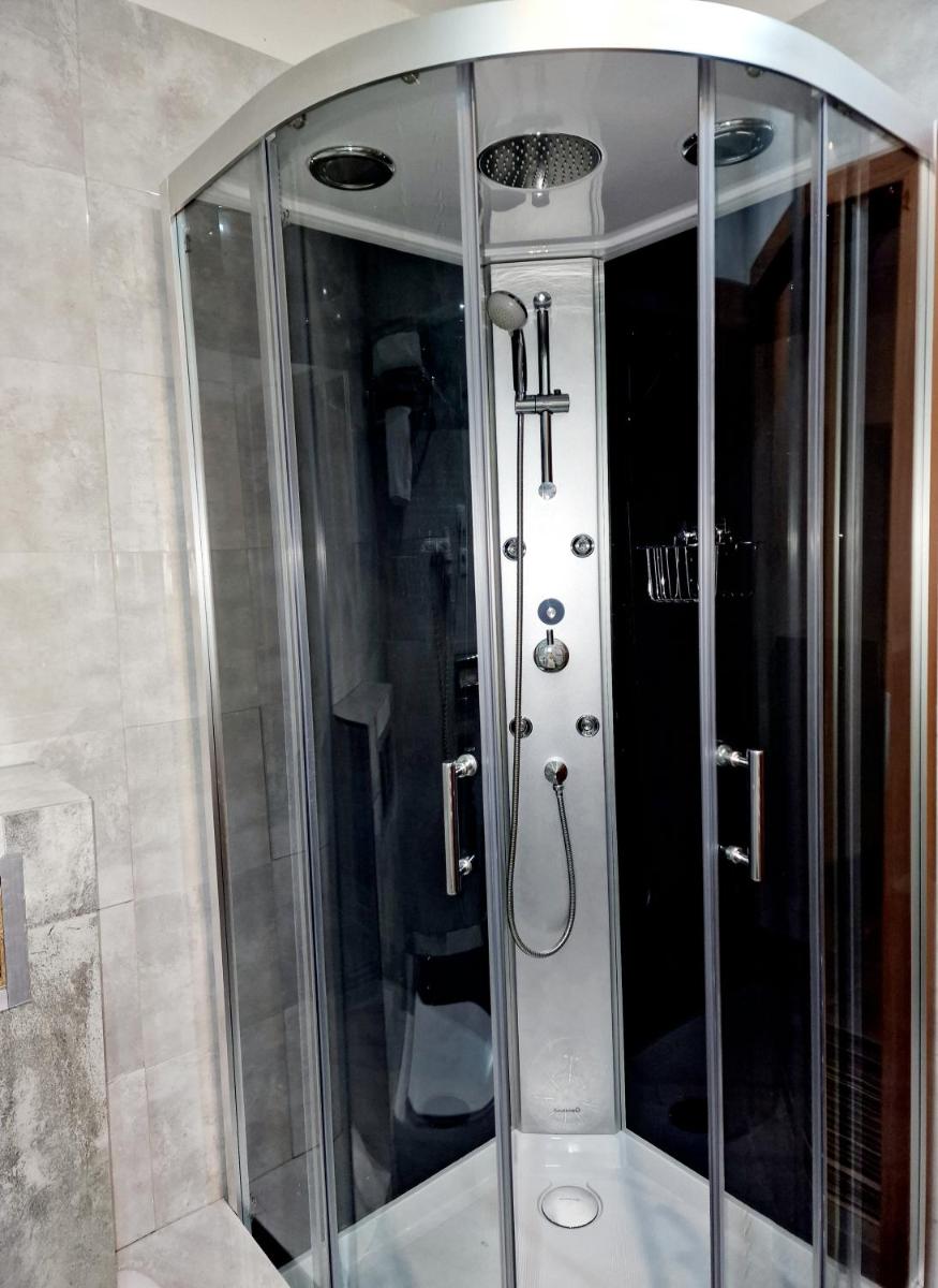 Pension Pale' Bach - Housity