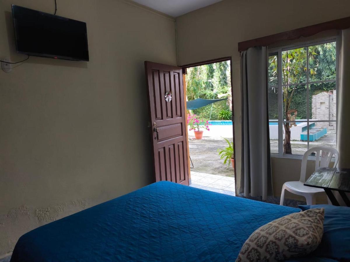 Hotel y Restaurante Casa Jardines - Housity