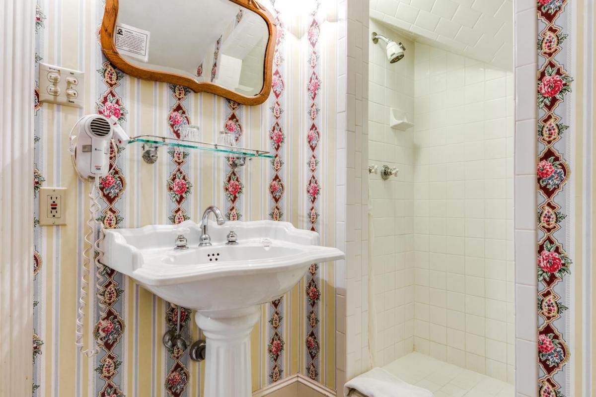 Noble Inns - Housity