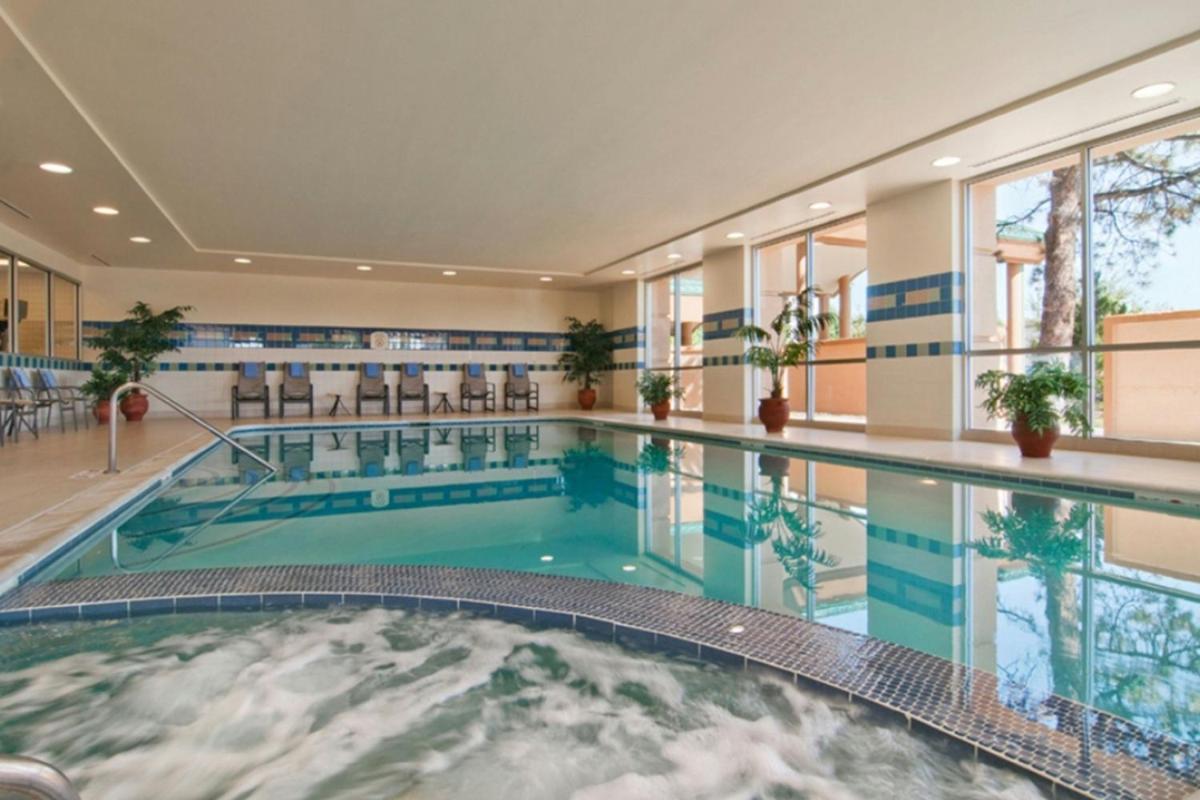 Courtyard by Marriott Denver Cherry Creek - Housity