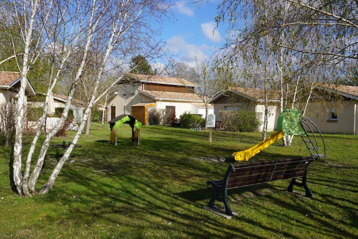 Maison de vacances 6-8 pers, au bord du Lac de Hourtin, avec piscine - Housity