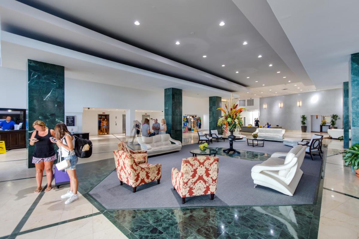 Oceanfront Studio Casablanca Miami Beach - Housity