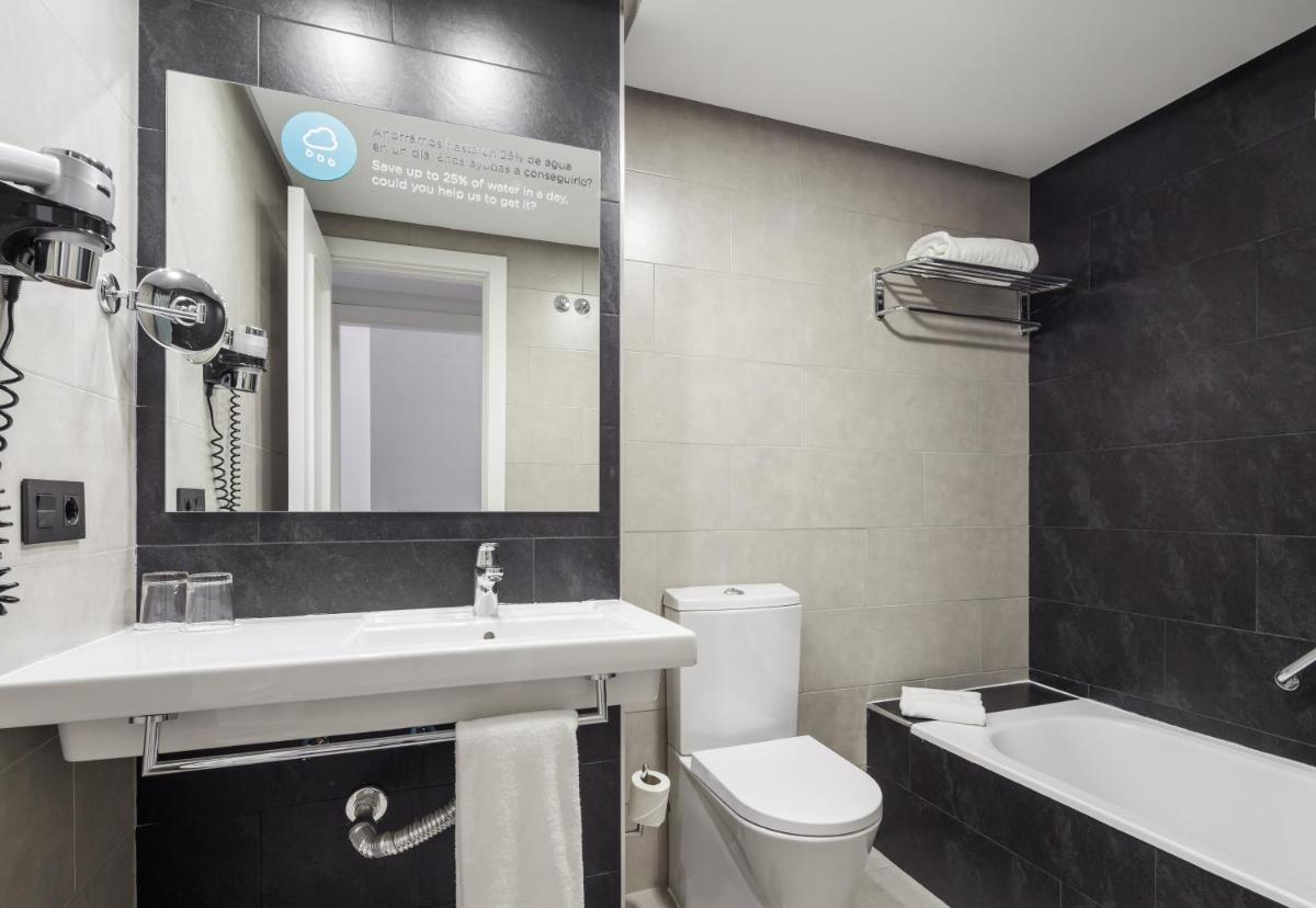 Ilunion Suites Madrid - Housity