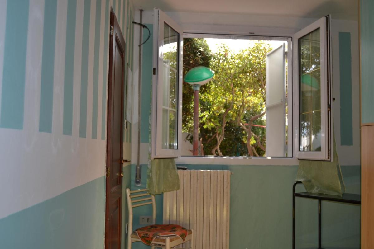 Miramare struttura sulla spiaggia - Housity