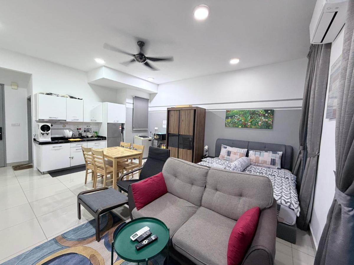 Cybersquare Lakeview with Netflix and Disney Hotstar - Housity