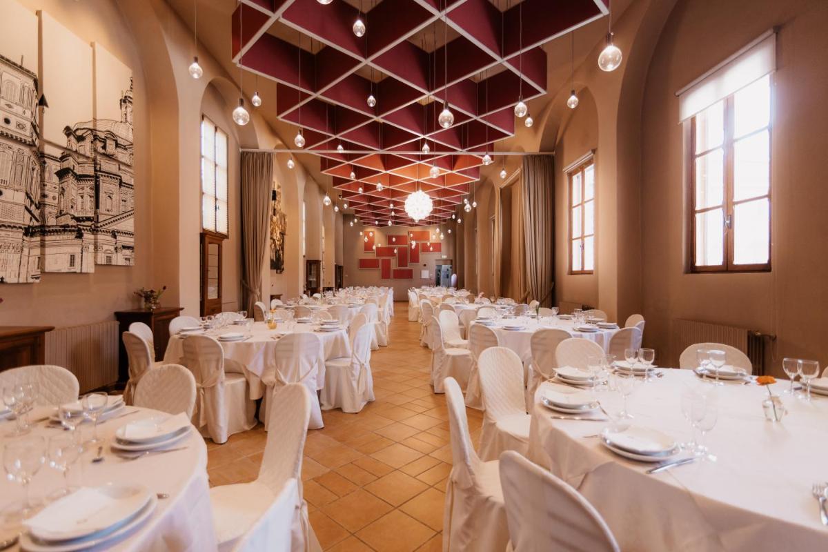 Casa REGINA MONTIS REGALIS - Housity